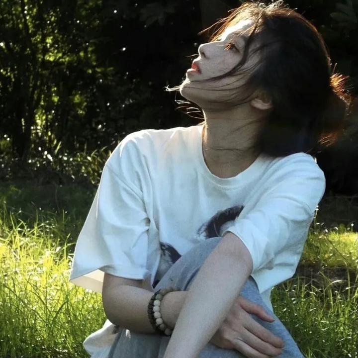 红色八爪女